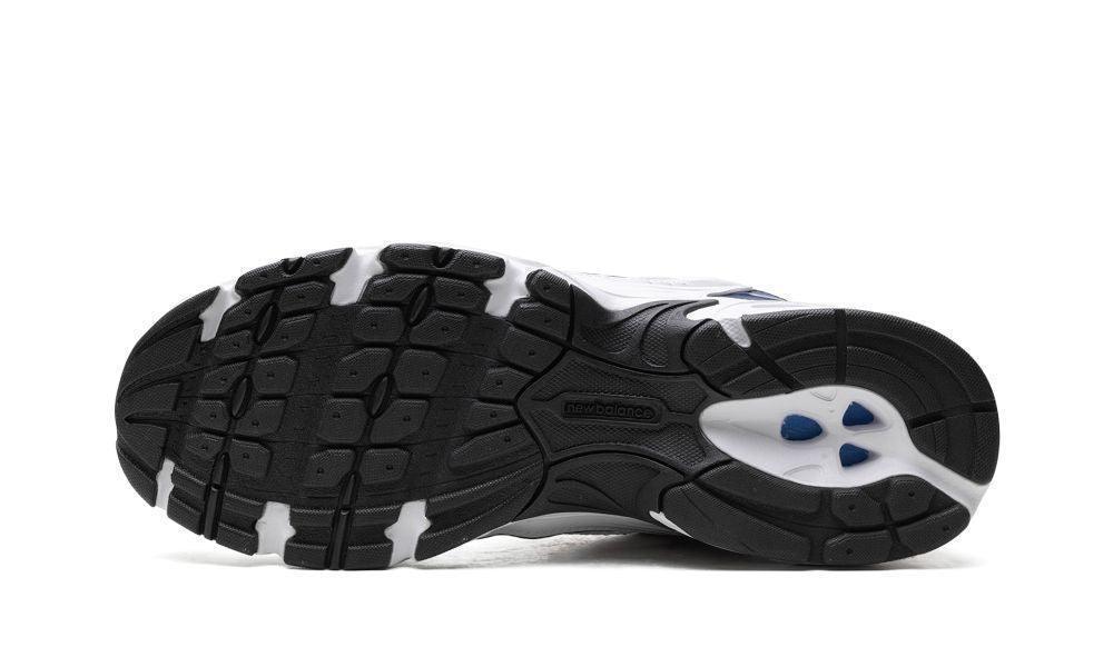 New Balance 530"Independence Day"