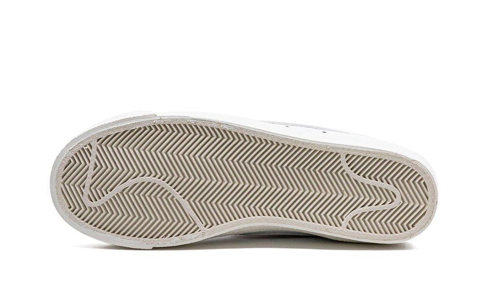 Blazer Mid '77 "Vintage Brick Red"