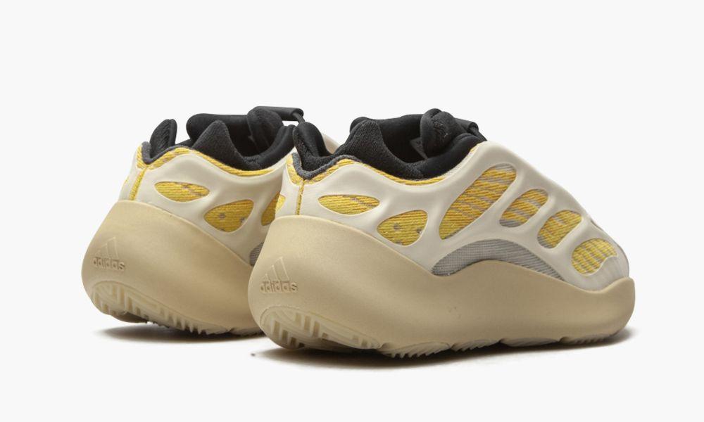 YEEZY 700 V3 "Safflower"