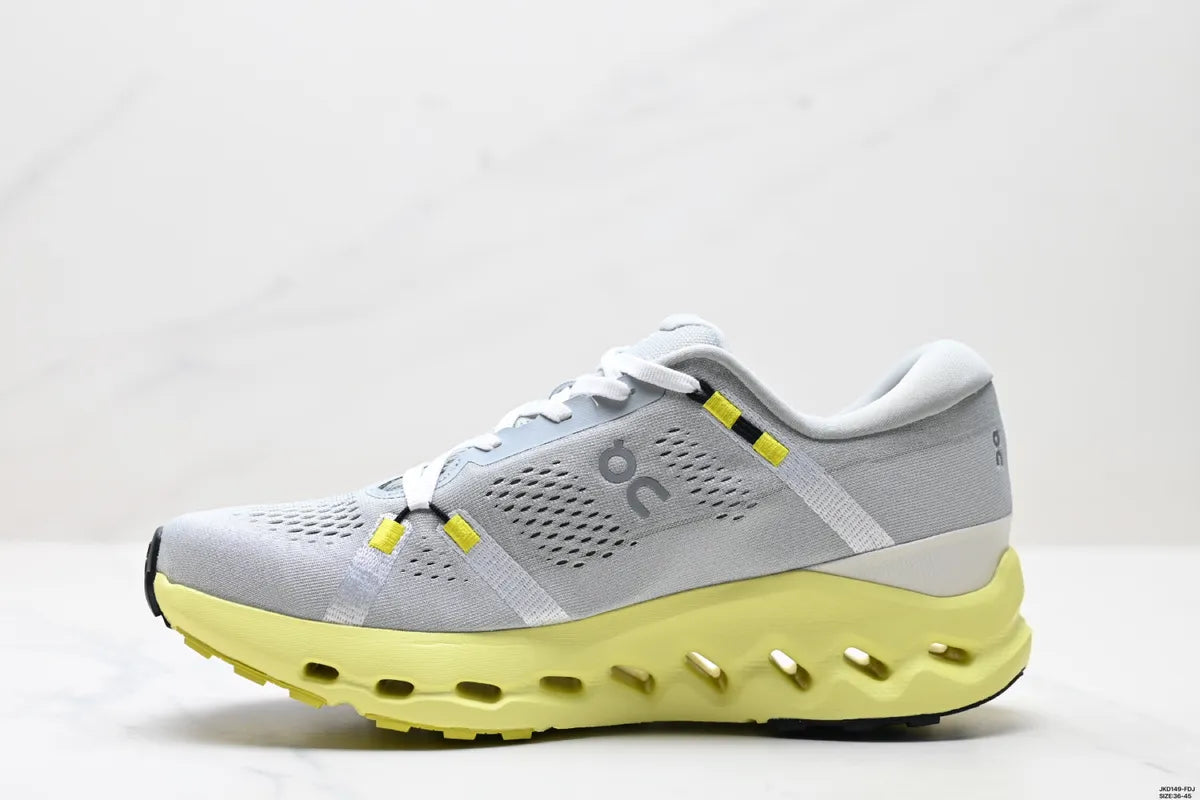 on running cloudsurfer 2 zapatillas naranjas y rojas