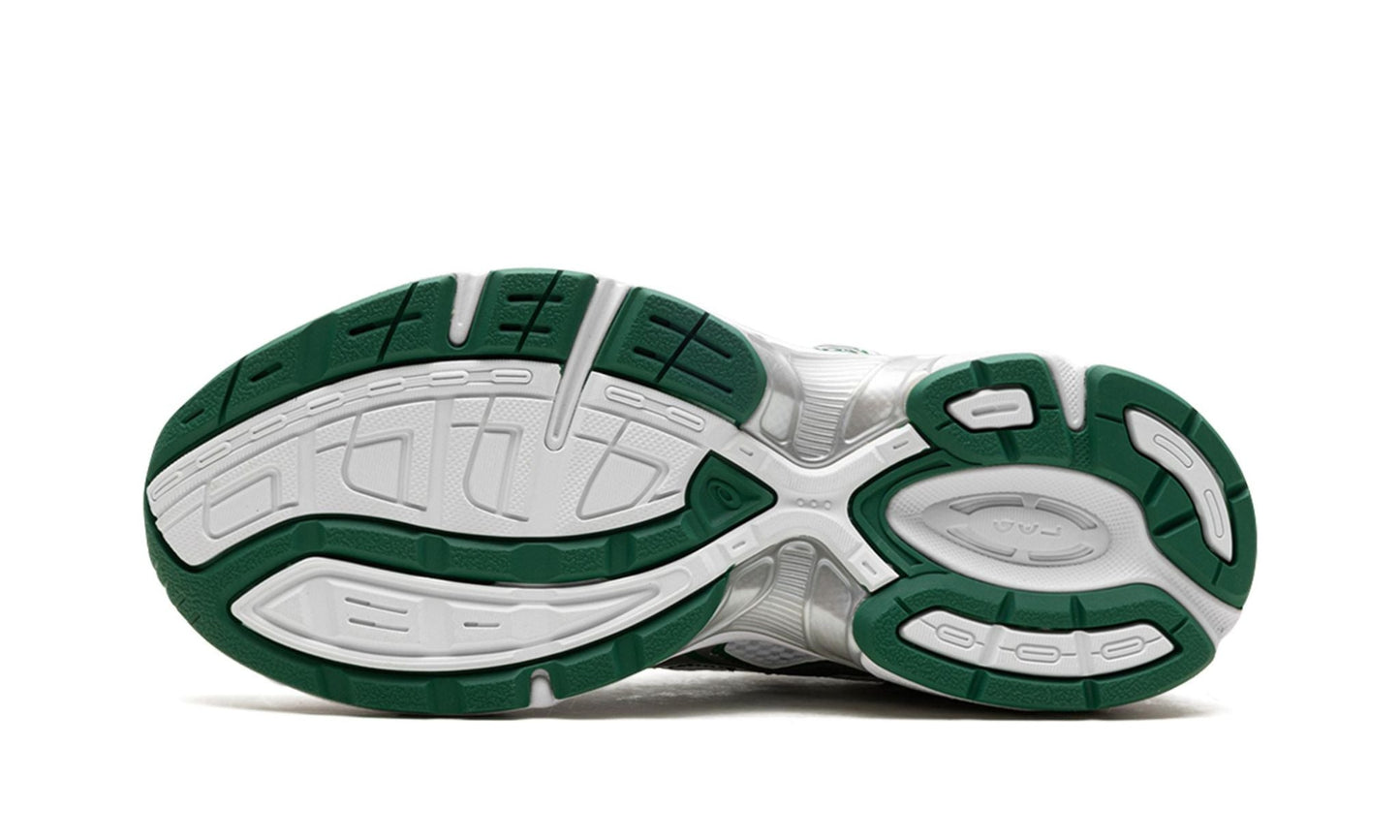 Gel-1130 "White Silver Green"