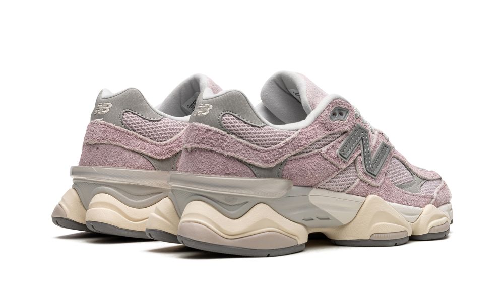 New Balance 9060 "December Sky"