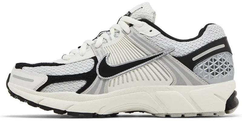 Nike Zoom Vomero 5 Photon Dust Black