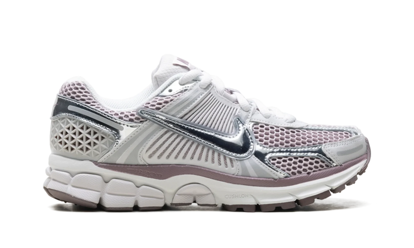 Zoom Vomero 5 WMNS "Platinum Violet"