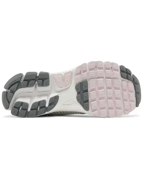 Zoom Vomero 5 WMNS "520 Pack White Pink"