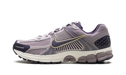 Zoom Vomero 5 "Platinum Violet"